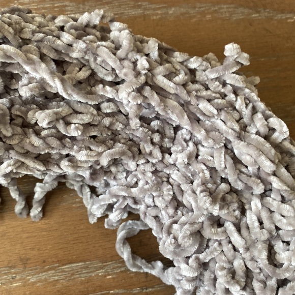 Grey Infiniti Scarf - Picture 5 of 5